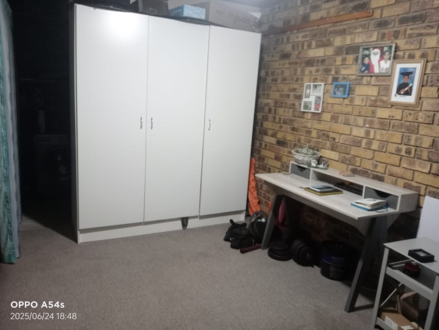 3 Bedroom Property for Sale in Hospitaalpark Free State